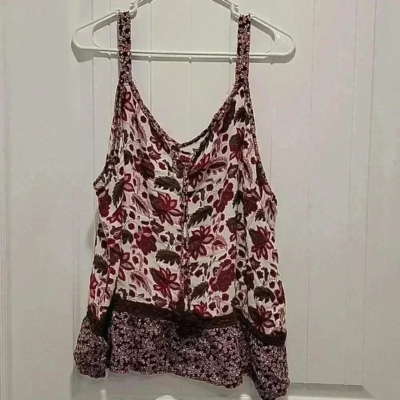 Maurices Floral Burandy Sleeveless Tank Top Size 2 - Picture 5 of 6
